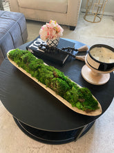 Load image into Gallery viewer, Moss Centerpiece in Natural Wood
